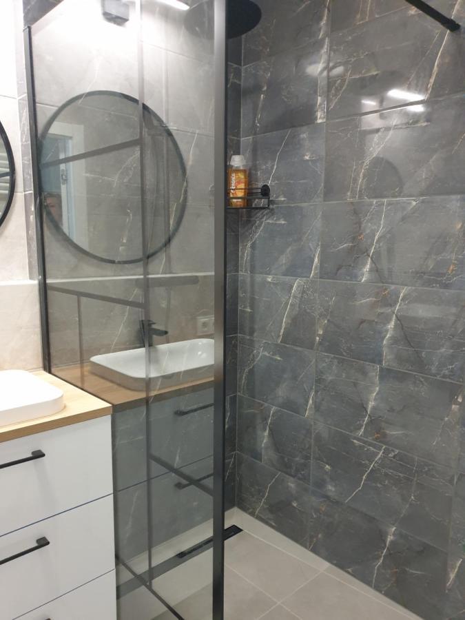 Totu Today-Stara Cegielnia Apartamenty, Faktura Vat, Self Check-In Poznan Ngoại thất bức ảnh